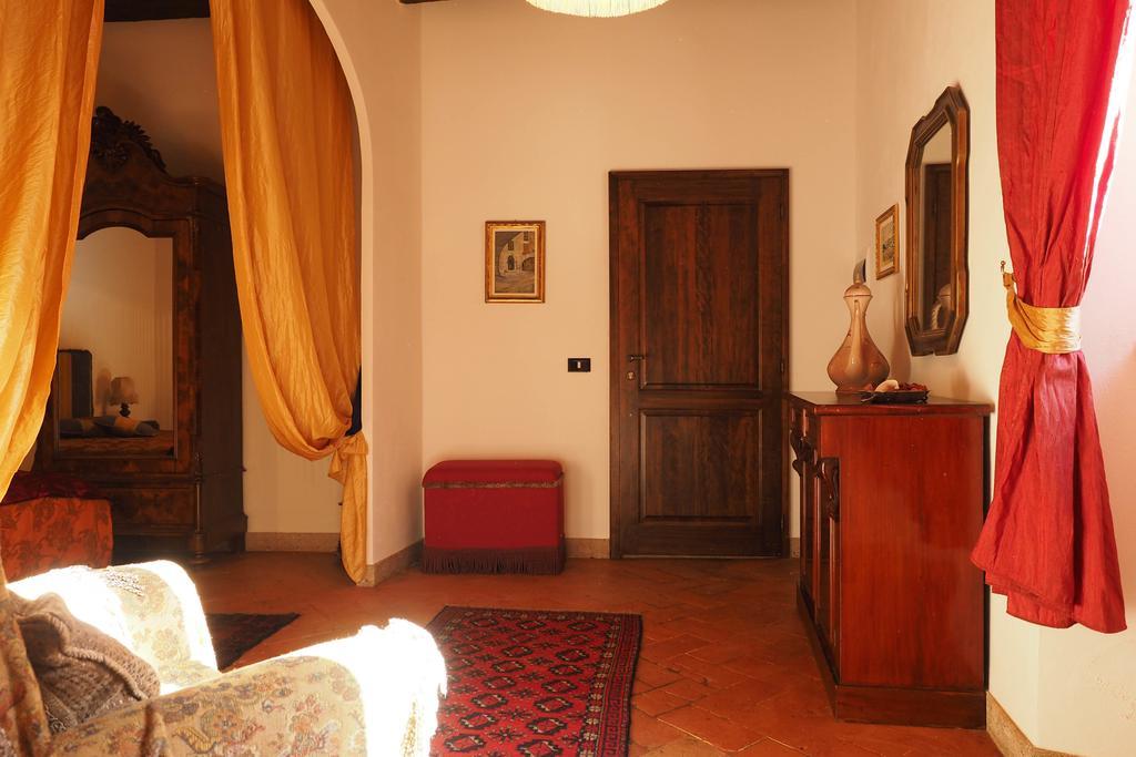 شقة Montepulciano Stazione  في La Casina Di Cagnano الغرفة الصورة